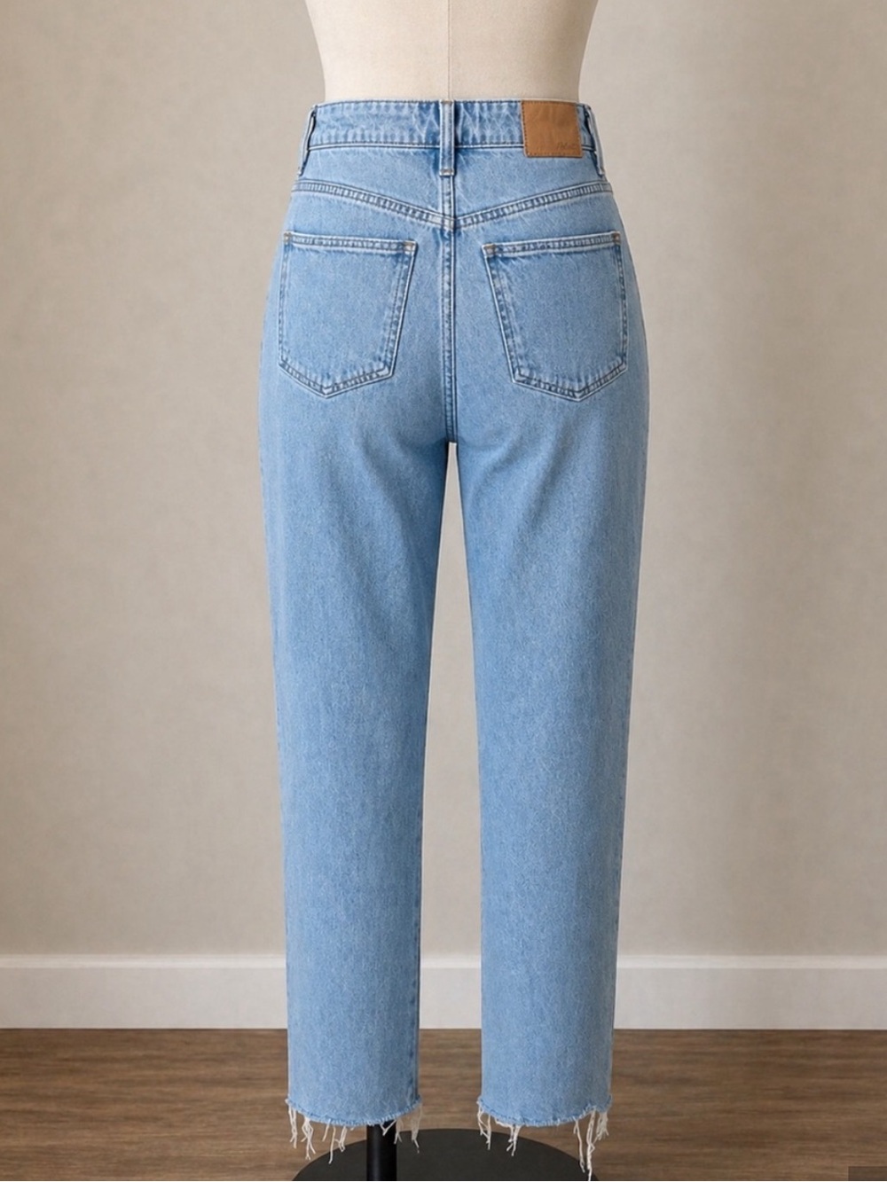 Madewell Distressed Light Wash High Rise Jeans Size 26 - Picture 8 of 8